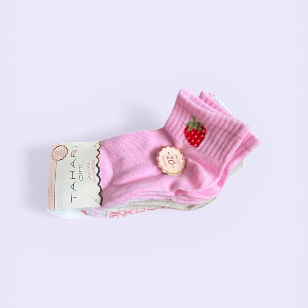 Tahari Pink Kids Crew Socks with Strawberry Motif SZ 10-4